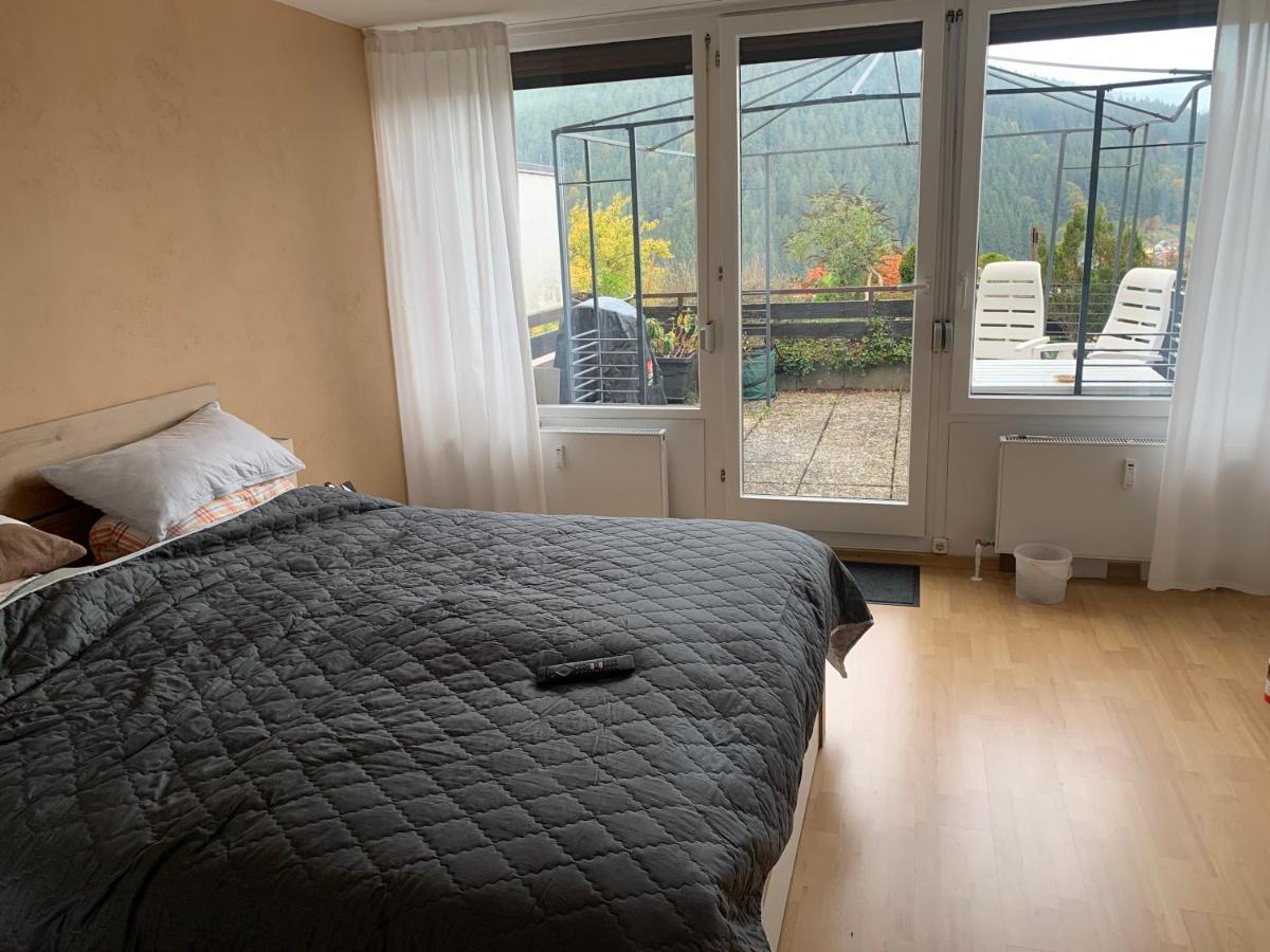 Appartement Mit Herrlicher Aussicht Uebers Murgtal ไบเออร์สบรอนน์ ภายนอก รูปภาพ